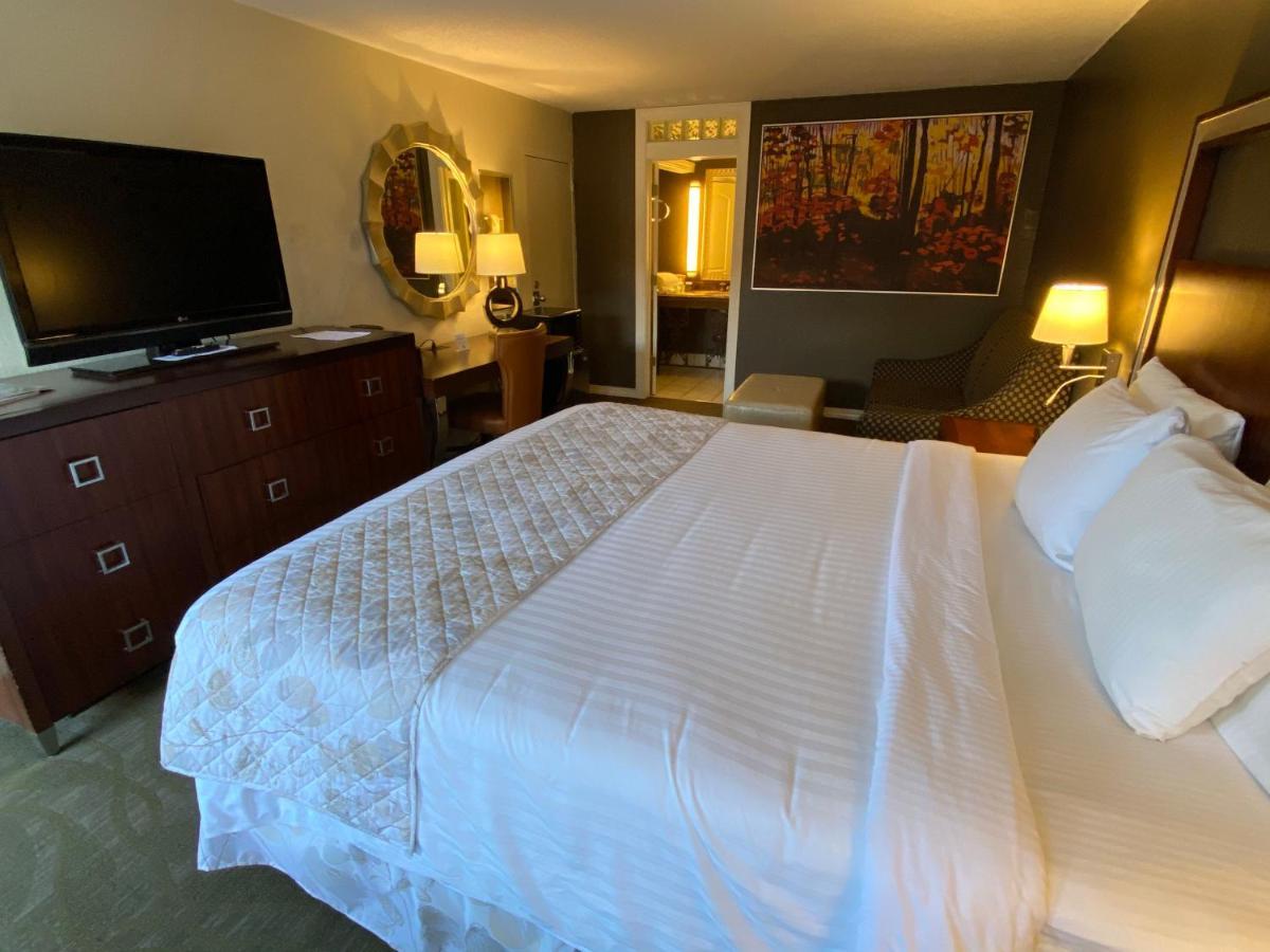 Cascades Inn Bloomington Dış mekan fotoğraf